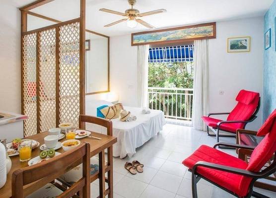 Estel Blanc Apartaments - Adults Only 1