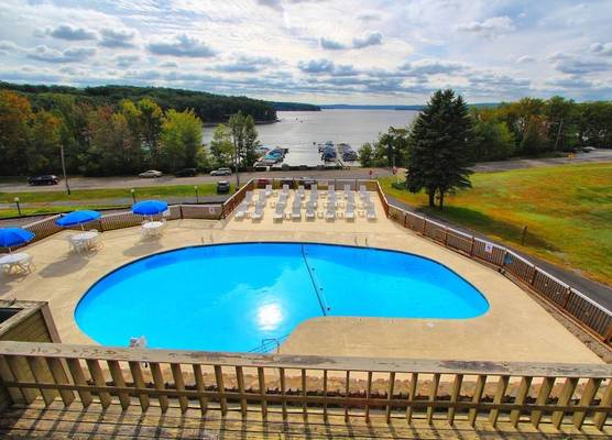 Tanglwood Resort 1