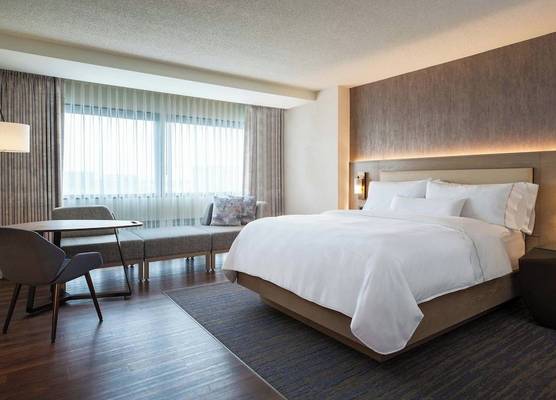 The Westin O'Hare 1