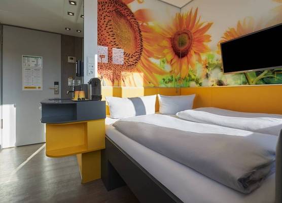 Buddy Hotel 1