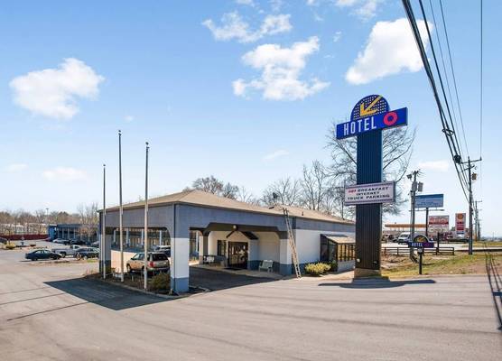 Hotel O Columbia Downtown near I-65 1