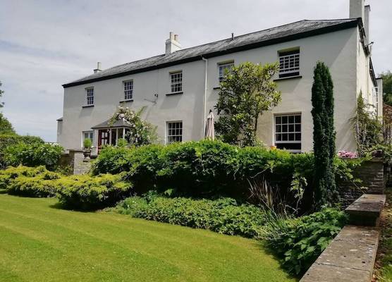 Buckley Farmhouse Bed and Breakfast 1