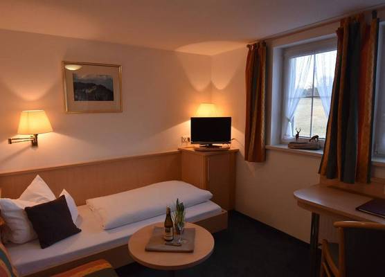 Berghotel Zollersteighof 1