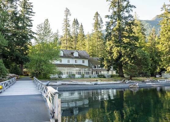 Lake Crescent Lodge 1