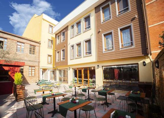 Set Ozer Hotel 1