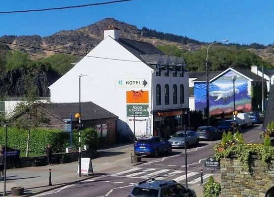 Glengarriff Hostel 1
