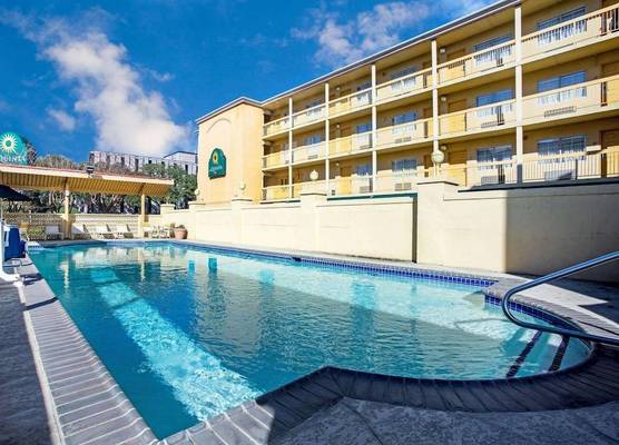 La Quinta Inn by Wyndham Austin Capitol / Downtown 1