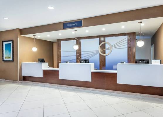 Crowne Plaza LOS ANGELES HARBOR HOTEL by IHG 1