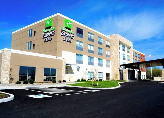 Holiday Inn Express & Suites OSWEGO by IHG 1