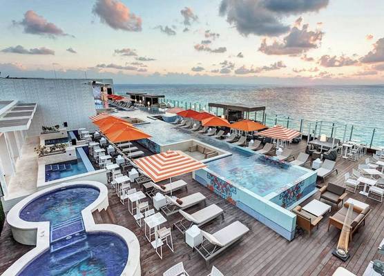 Royalton CHIC Cancun, An Autograph Collection All-Inclusive Resort - Adults Only 1