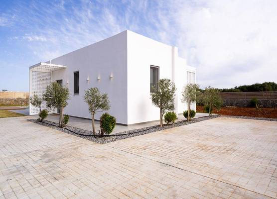 Sardines Luxury Villas 1