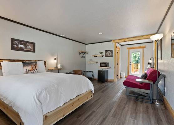 Lake Village Lodge 1