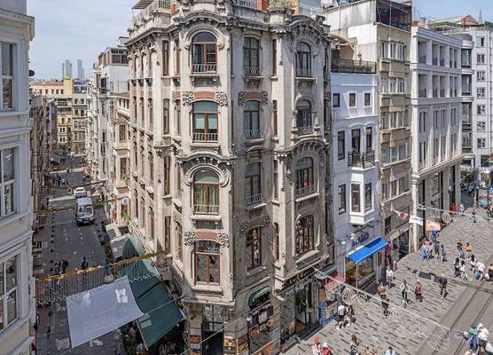 Ragip Pasha Apartments 1
