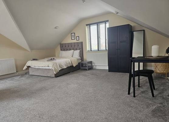 1 Bed Loft - Sleeps 2 - Parking - Wifi 1