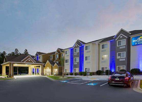 Microtel Inn & Suites by Wyndham Walterboro 1