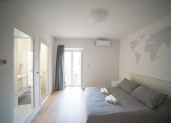 Suite Dreams 1