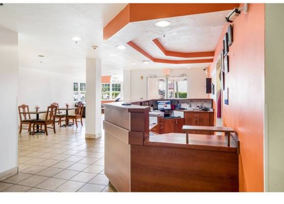 Golden Isles Inn & Suites Brunswick South 1