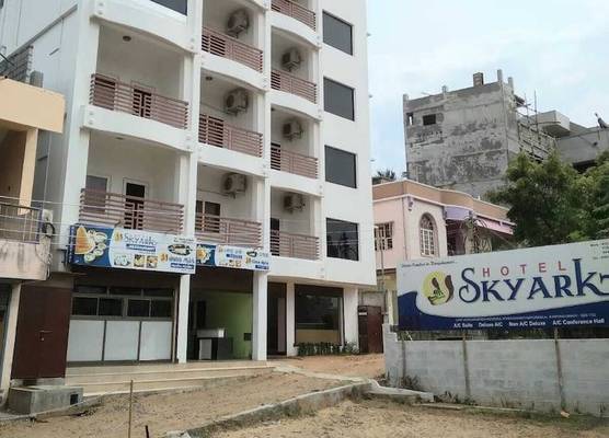 Hotel Skyark 1