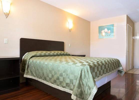 Covina Motel 1