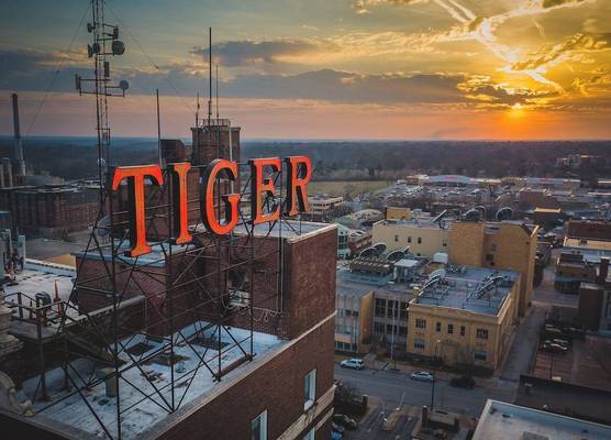 voco The Tiger Hotel, Columbia, MO by IHG 1