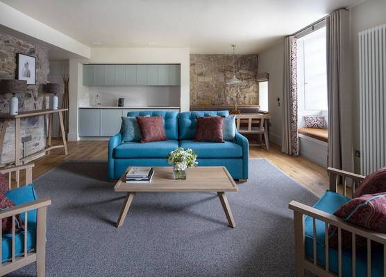 Abbey Strand Apartments, at Holyrood 1