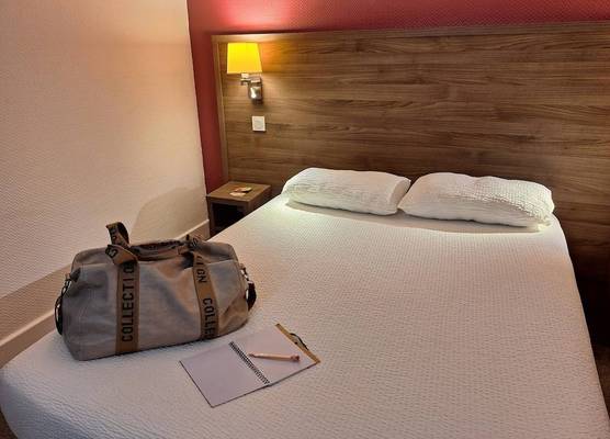 Hotel de la Gare Brest 1