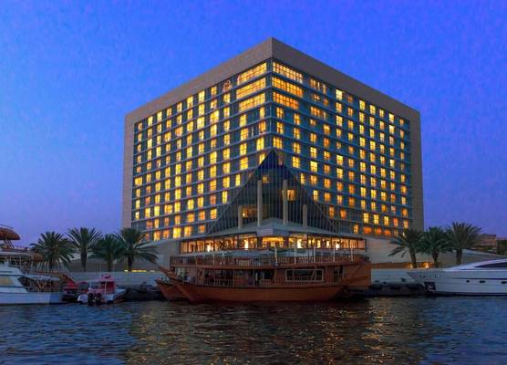 Sheraton Dubai Creek Hotel & Towers 1