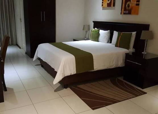 Emerald Hotel 1