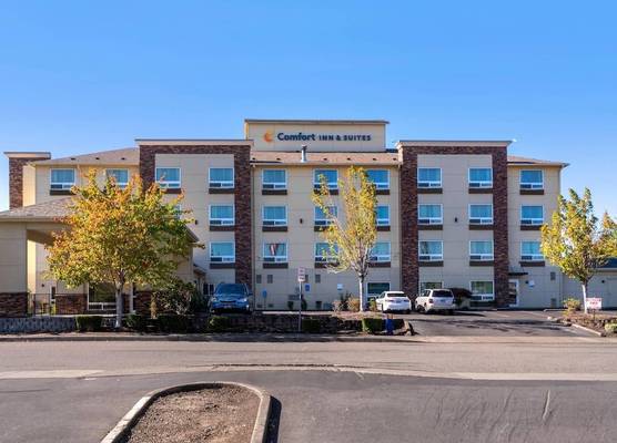 Comfort Inn & Suites Salem Northeast 1