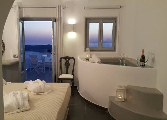 Unique Suites 1