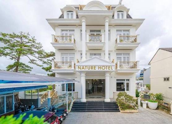 Nature Hotel - Luong The Vinh 1