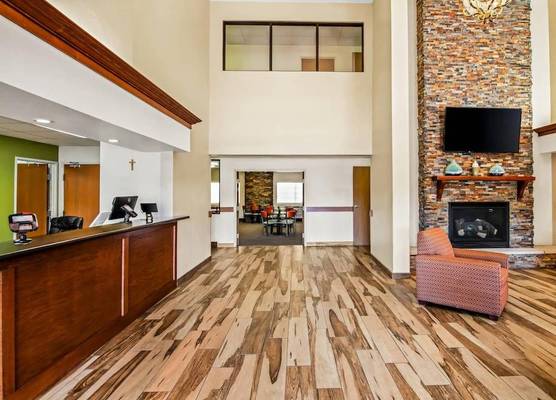 Quality Inn & Suites Vail Valley 1