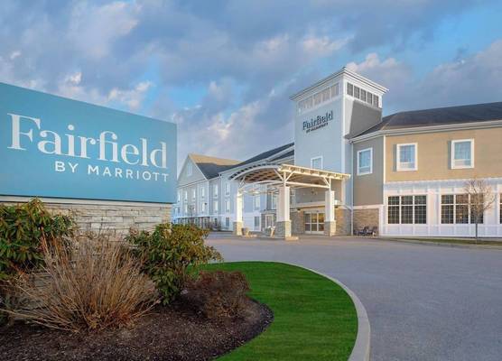 Fairfield Inn & Suites by Marriott Cape Cod Hyannis 1