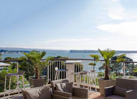 Harbour Heights Hotel 1