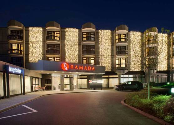 Ramada Nürnberg Parkhotel 1