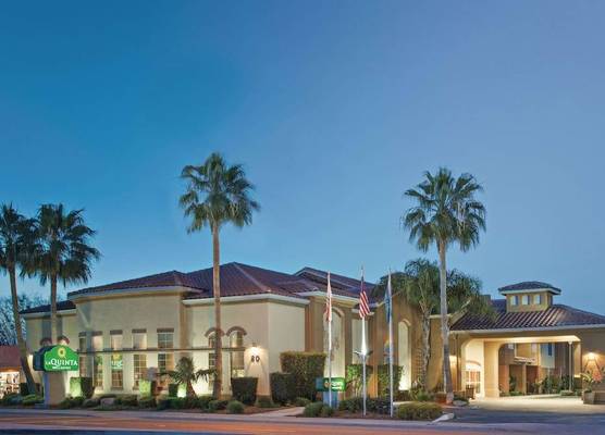 La Quinta by Wyndham Los Banos 1