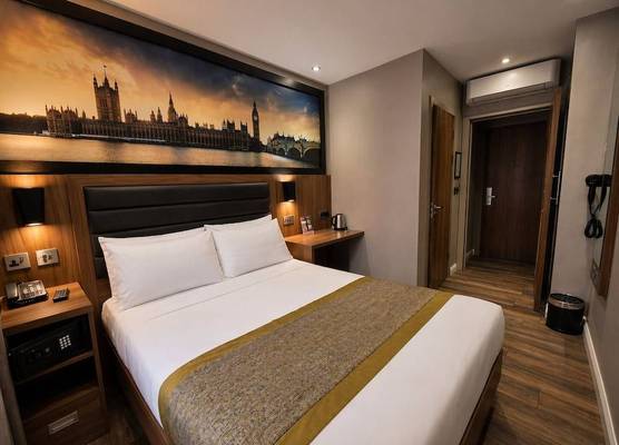 London Court Hotel 1