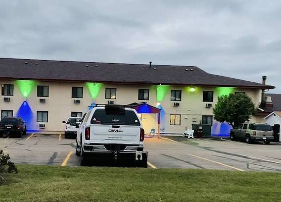Budget Host Inn 1