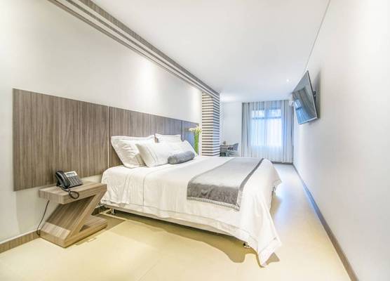 Hotel Torre Poblado 1
