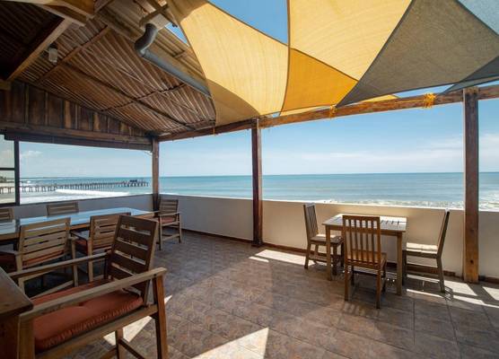Ast Surf Hotel 1