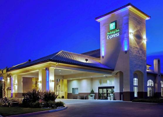 Holiday Inn Express MADERA-YOSEMITE PK AREA by IHG 1