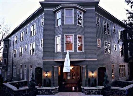 Princess Anne Boutique Hotel 1