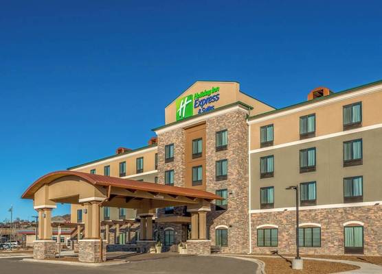Holiday Inn Express & Suites DENVER SOUTH - CASTLE ROCK by IHG 1