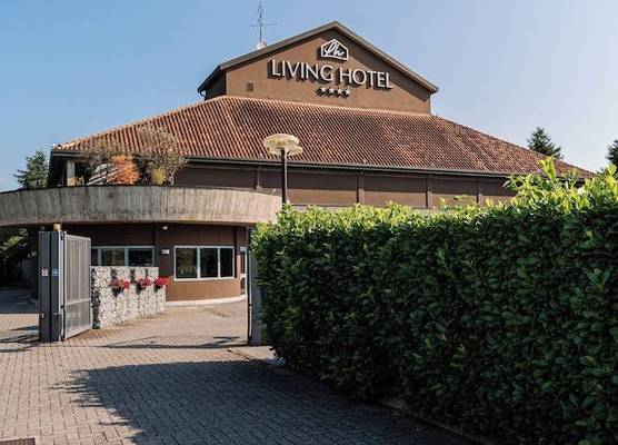 Living Hotel 1