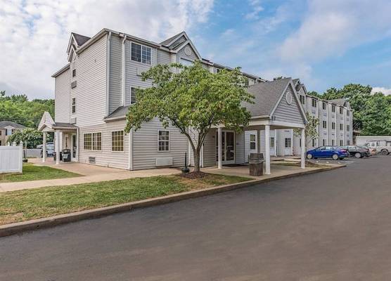 Motel 6-Charlotte, NC - University 1