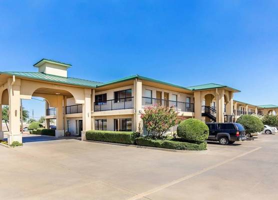 Quality Inn & Suites Abilene North 1