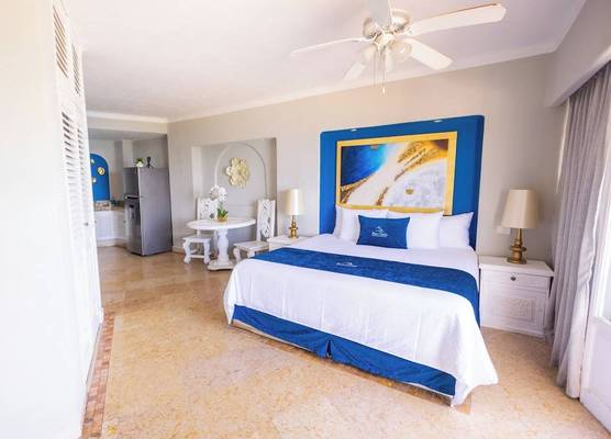 Blue Chairs Beachfront Resort Puerto Vallarta Mexico - Adults Only 1