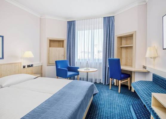Hotel Erfurt City Center by Leonardo Hotels 1