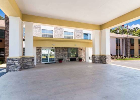 Comfort Suites Eufaula North 1