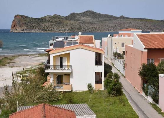 Rhoe Seaside Apartments 1